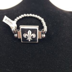 Donna Sharp Fleur de Le Silver Stretch Bracelet NWT